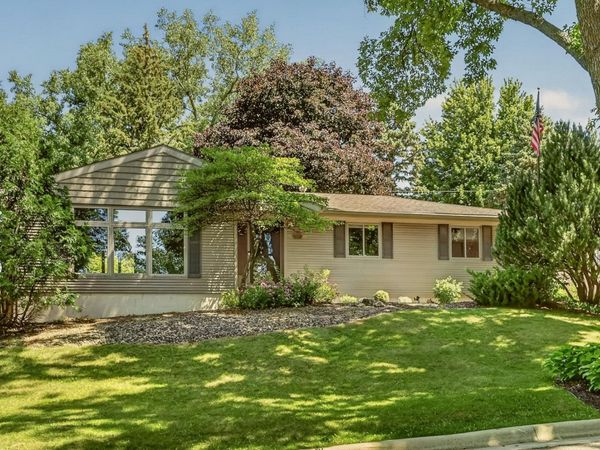 523 21st Street NE, Rochester, MN 55906
