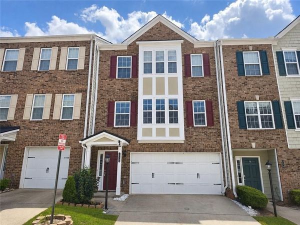 2928 George Busbee #212 Parkway NW, Kennesaw, GA 30144