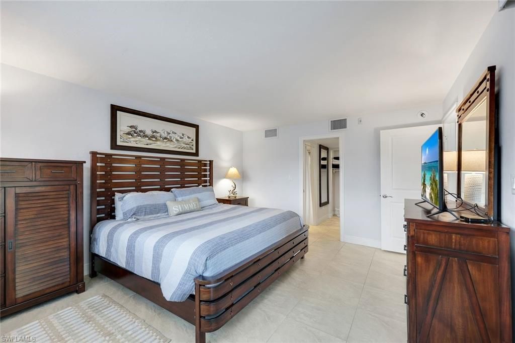 1011 Swallow Ave, Unit 105, Marco Island, FL 34145 Photo