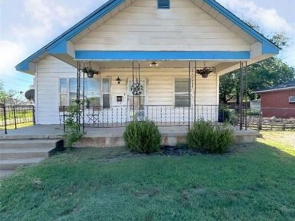 214 N Temple Street, Cordell, OK 73632