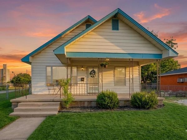 214 N Temple Street, Cordell, OK 73632