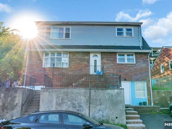 321 Farnham Avenue, LODI, NJ 07644