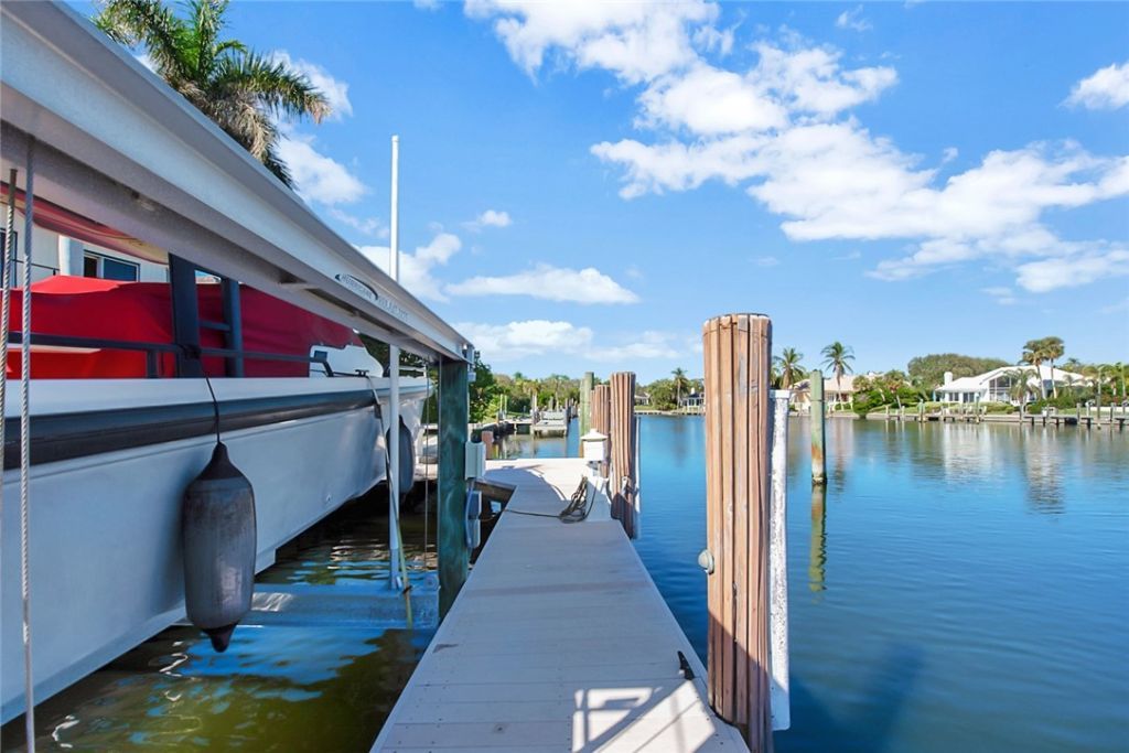 136 Anchor Drive, Vero Beach, FL 32963 Photo