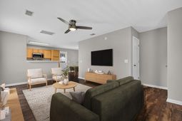 88 Blue Jasmine Lane photo 4
