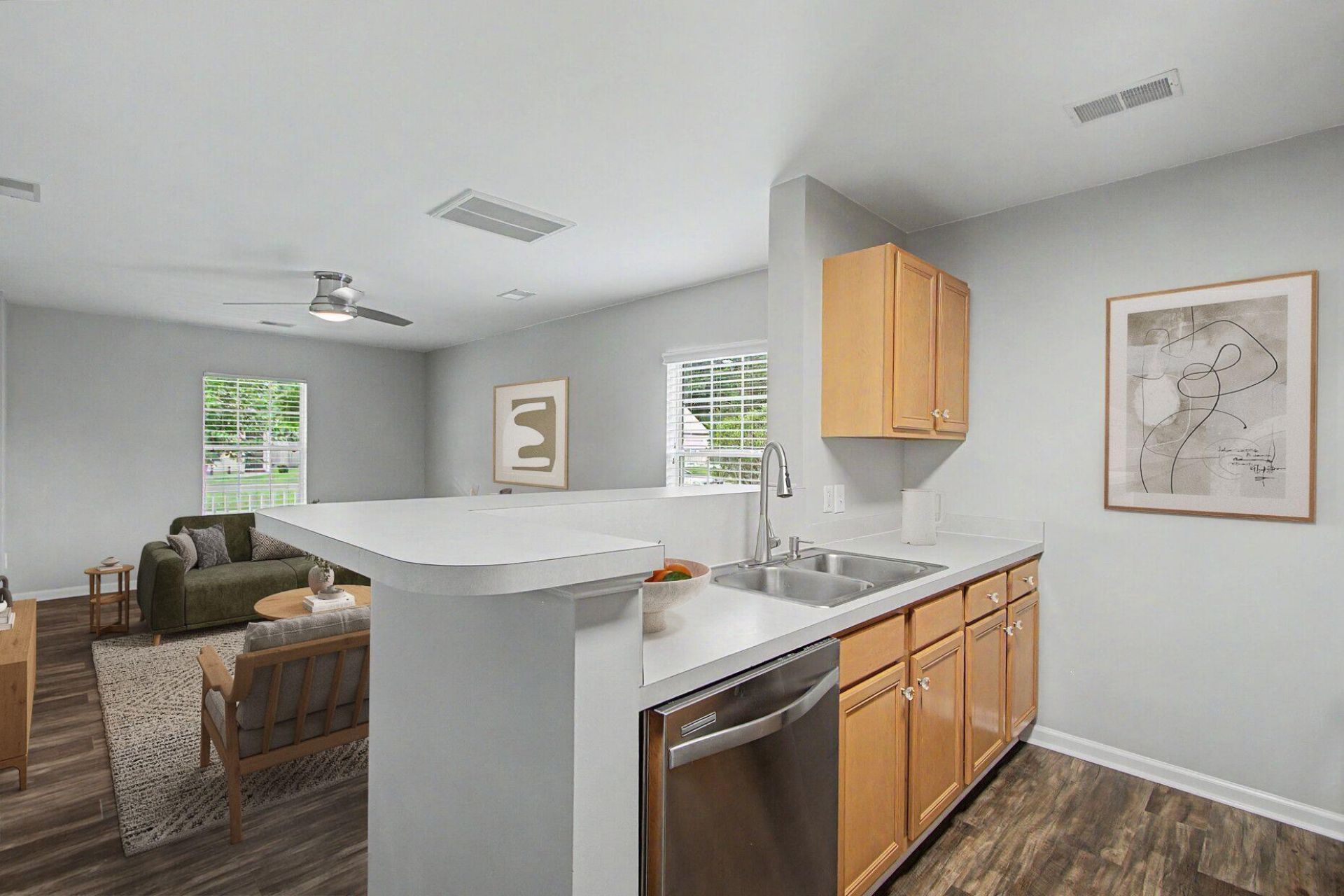 88 Blue Jasmine Lane Photo 9