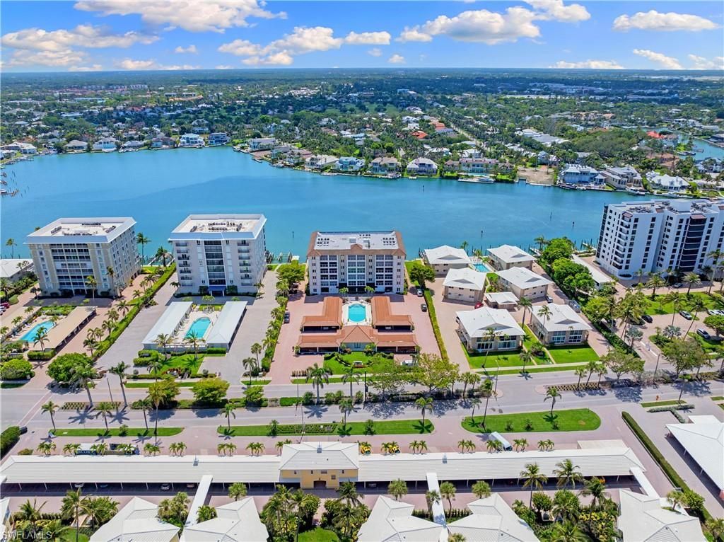 2600 Gulf Shore Blvd N, Unit 54, Naples, FL 34103 Photo