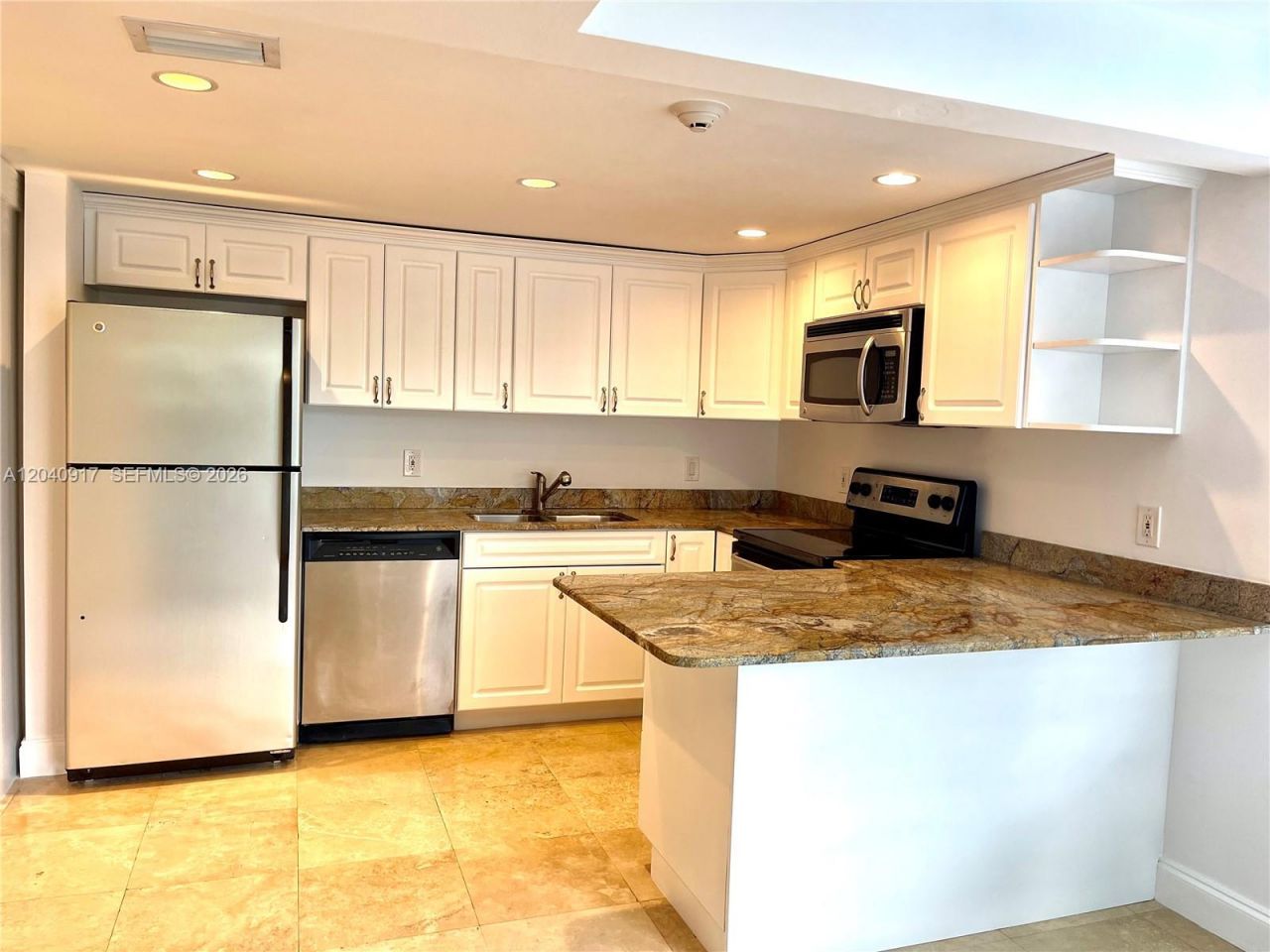607 Ocean Dr , Unit 3K, Key Biscayne, FL 33149 Photo