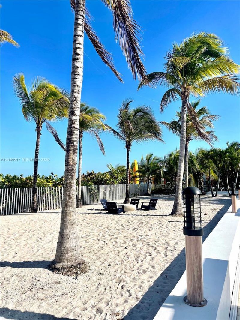 607 Ocean Dr , Unit 3K, Key Biscayne, FL 33149 Photo