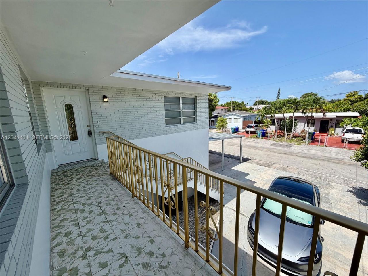 913 NW 22nd Pl, Miami, FL 33125 Photo