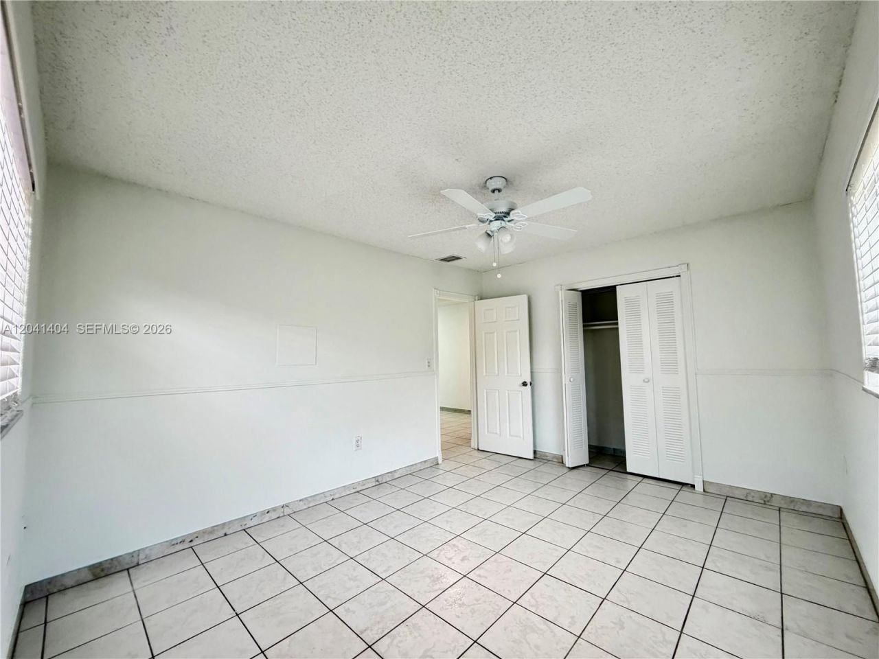 913 NW 22nd Pl, Miami, FL 33125 Photo