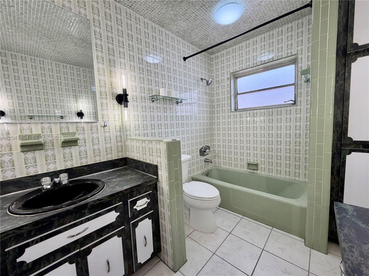 913 NW 22nd Pl, Miami, FL 33125 Photo