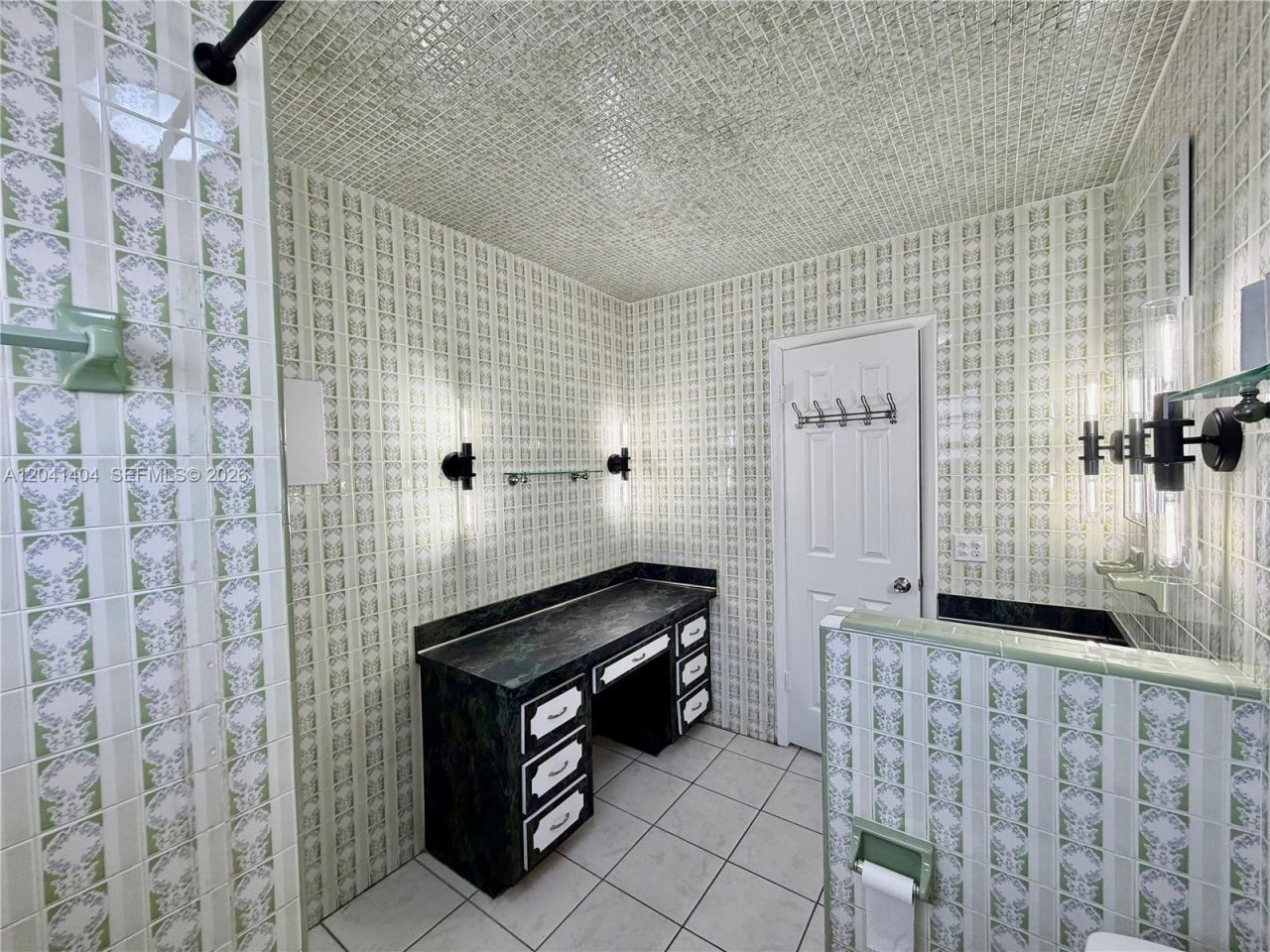 913 NW 22nd Pl, Miami, FL 33125 Photo