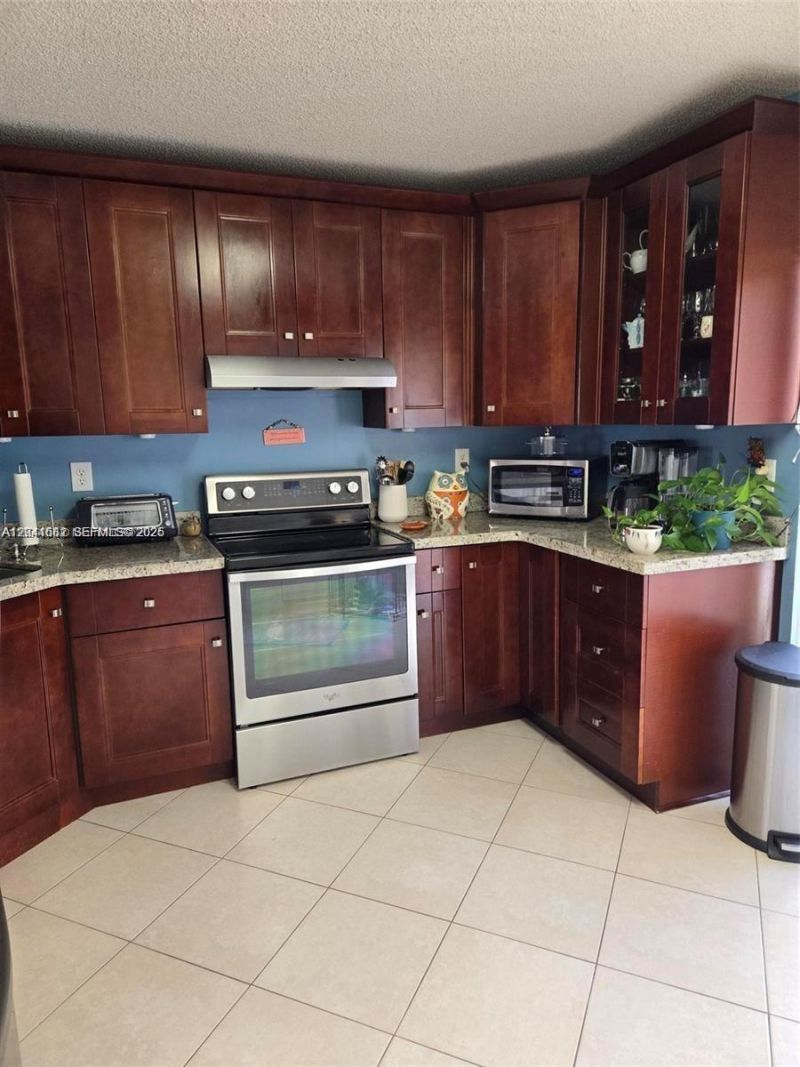 2174 W 60th St , Unit 17205, Hialeah, FL 33016 Photo