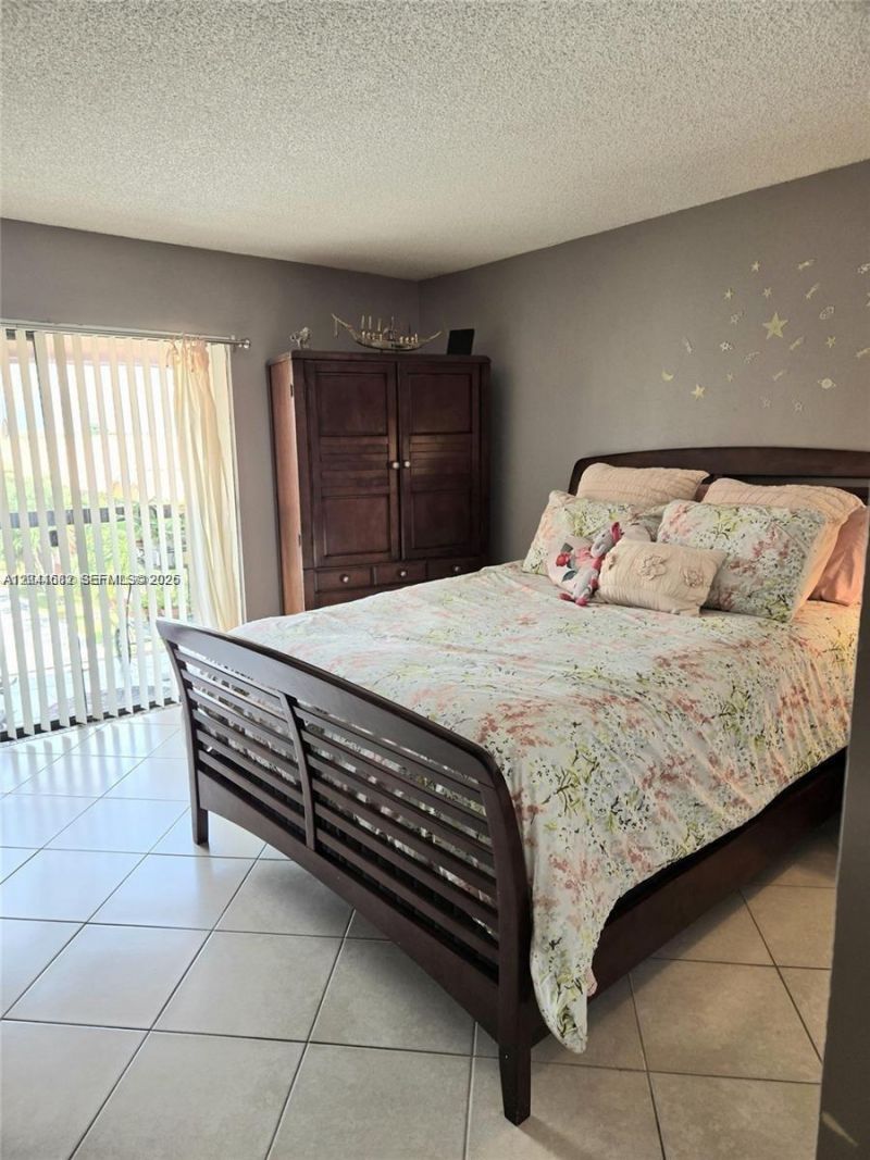 2174 W 60th St , Unit 17205, Hialeah, FL 33016 Photo