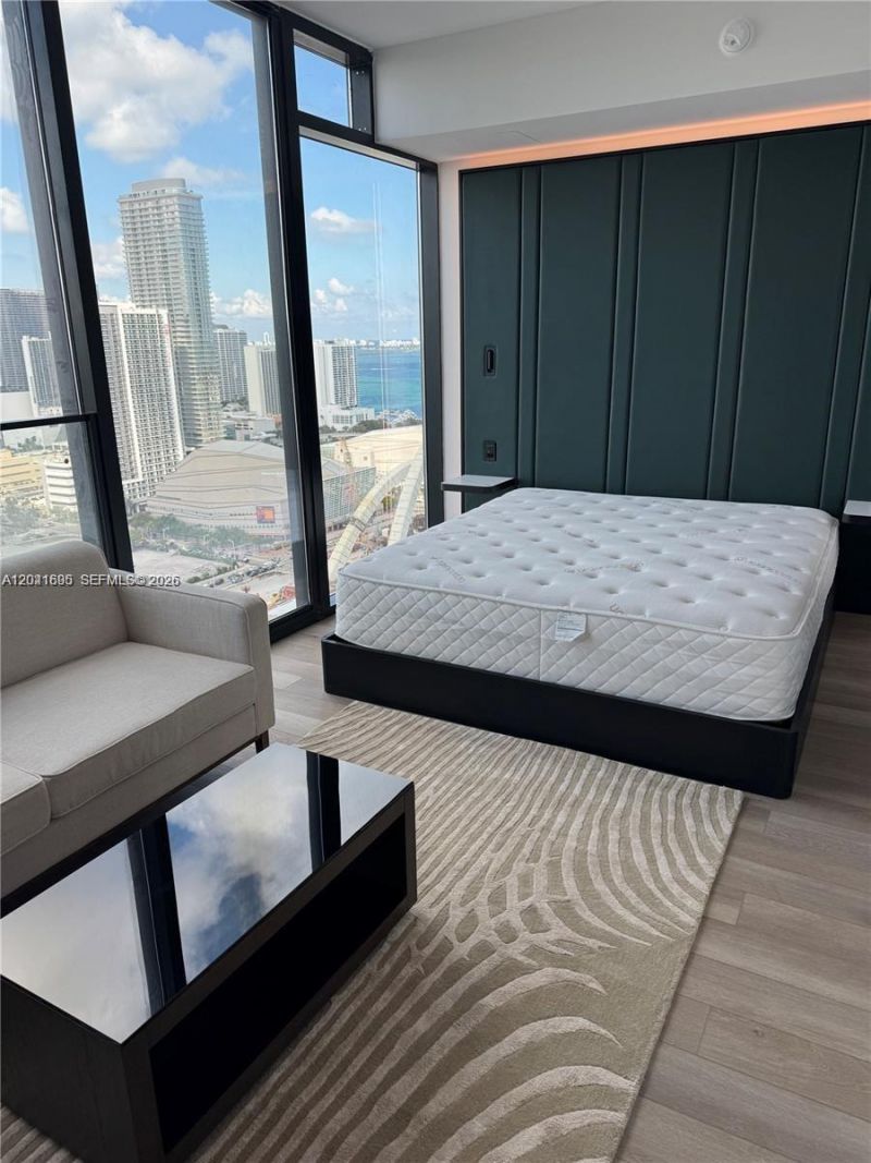 20 NE 11th St, Unit 3207, Miami, FL 33132 Photo