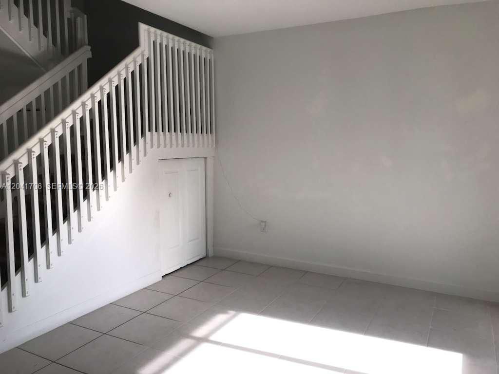 21018 NE 8th Ave, Unit 21018, Miami, FL 33179 Photo