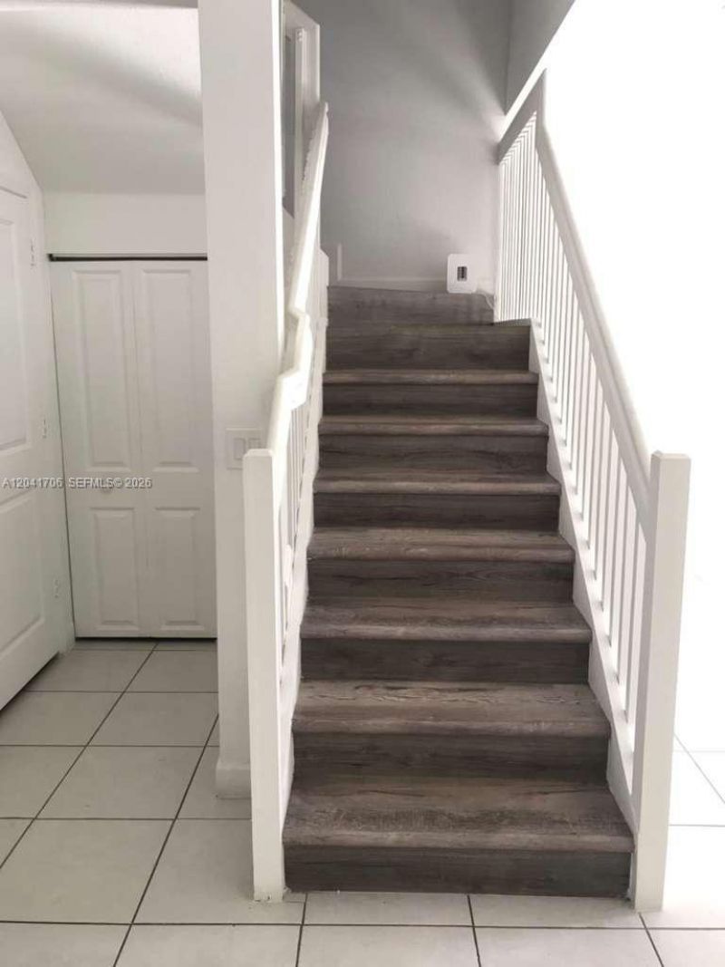 21018 NE 8th Ave, Unit 21018, Miami, FL 33179 Photo
