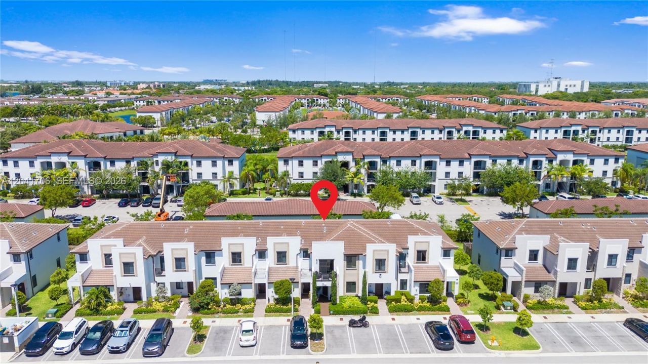 21018 NE 8th Ave, Unit 21018, Miami, FL 33179 Photo