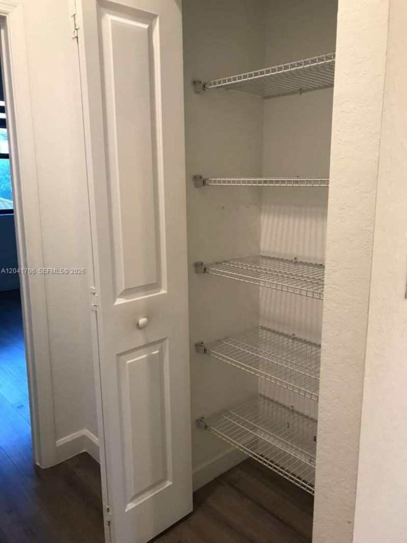 21018 NE 8th Ave, Unit 21018, Miami, FL 33179 Photo