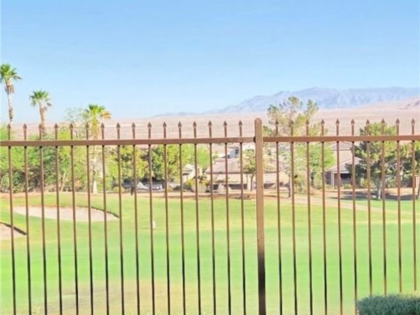 977 Via Panfilo Avenue, Henderson, NV 89011