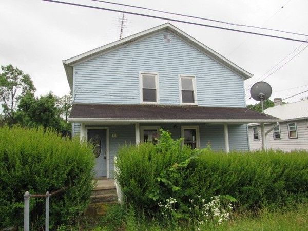 421 First Street, Chestnut Ridge, PA 15422