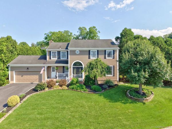 17 Kenilworth Lane , Warwick, NY 10990