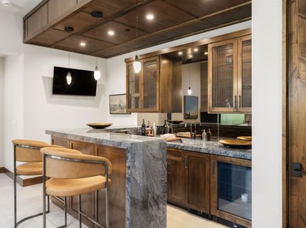 9337 Heartwood Drive, Truckee, CA 96161 Photo