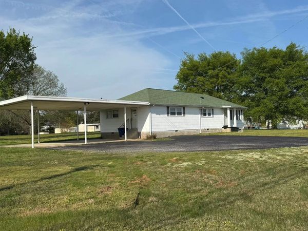 1501 E Depot St, Shelbyville, TN 37160