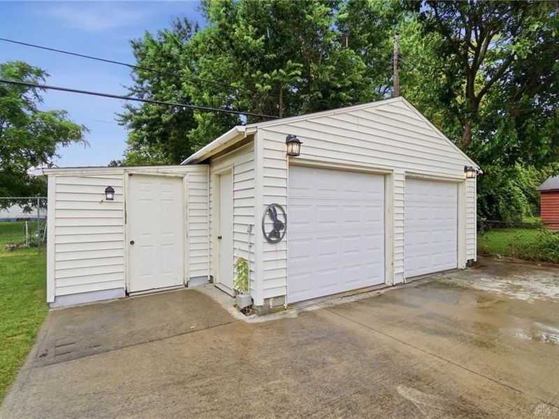 1611 Garwood Drive, Dayton, OH 45432 Photo 38