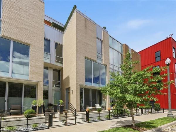 2813 Brush Street, Detroit, MI 48201