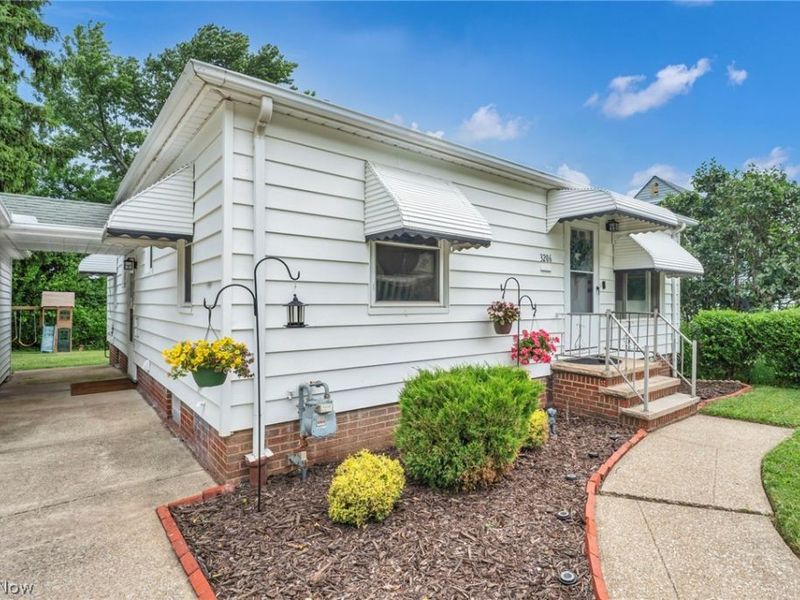 3206 Torrington Avenue, Parma, OH 44134 Photo 3