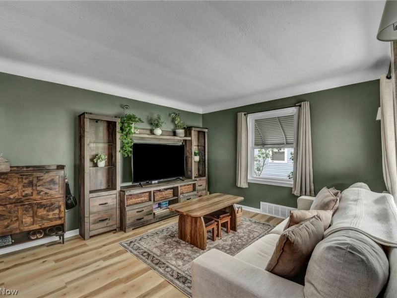 3206 Torrington Avenue, Parma, OH 44134 Photo 7