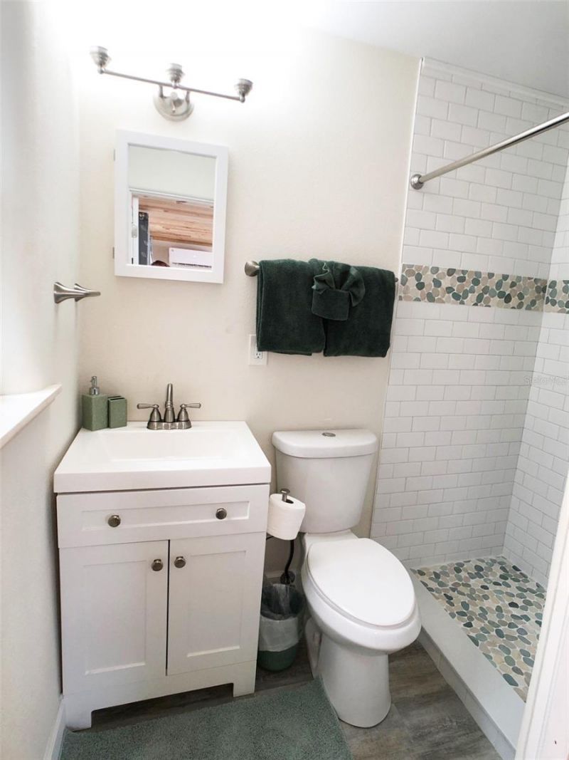 411 Esther Street , New Smyrna Beach, FL 32169 Photo