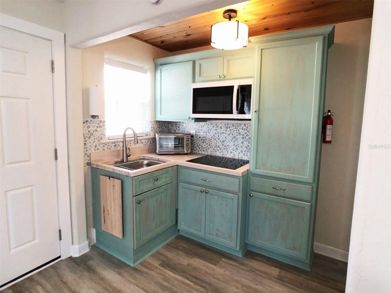 411 Esther Street , New Smyrna Beach, FL 32169 Photo