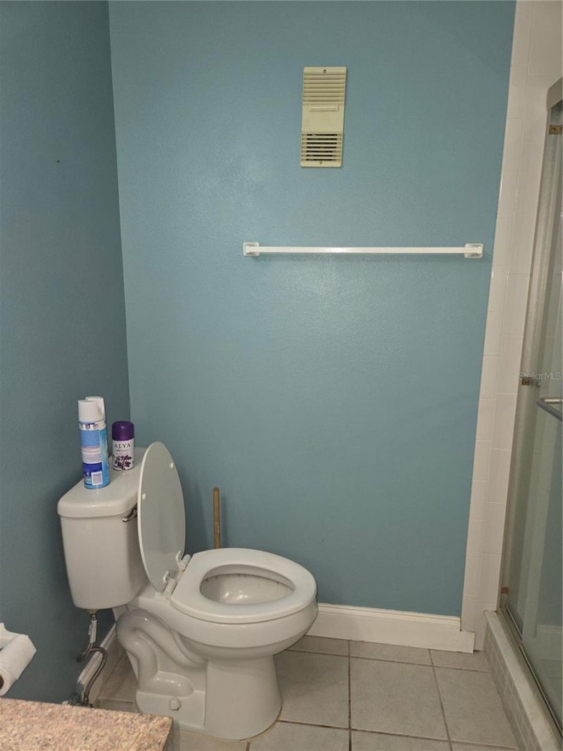 6400 46th Avenue N, Unit 305, Kenneth City, FL 33709 Photo