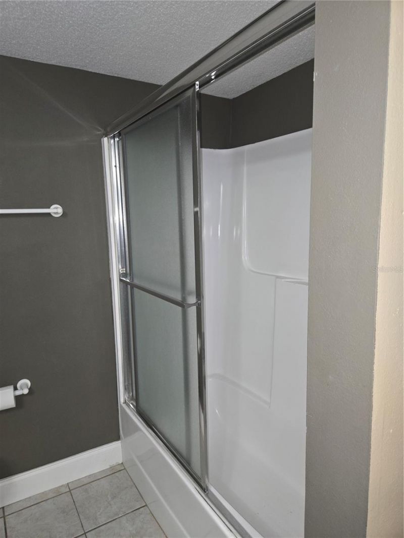 6400 46th Avenue N, Unit 305, Kenneth City, FL 33709 Photo