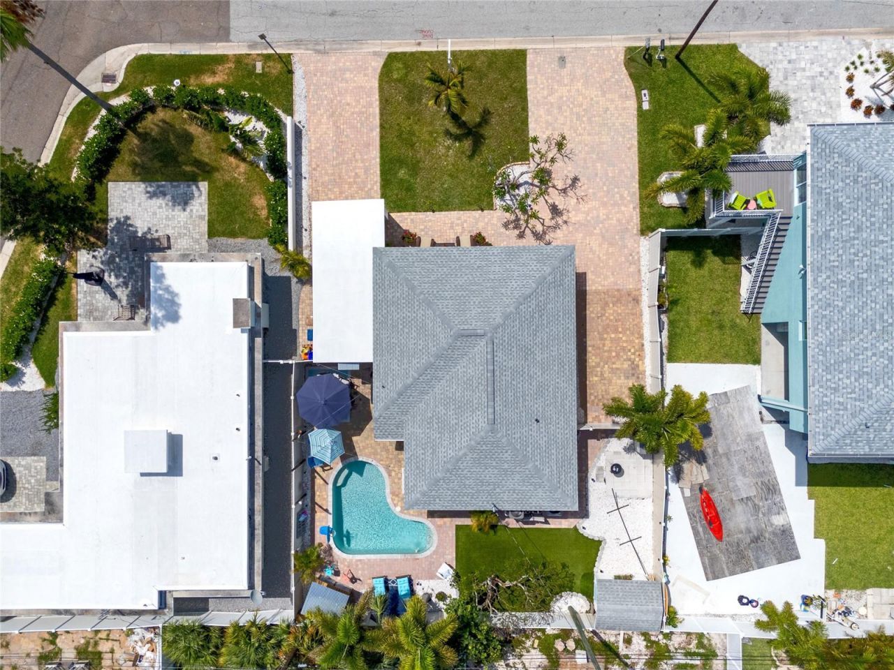 136 143rd Avenue E, Madeira Beach, FL 33708 Photo