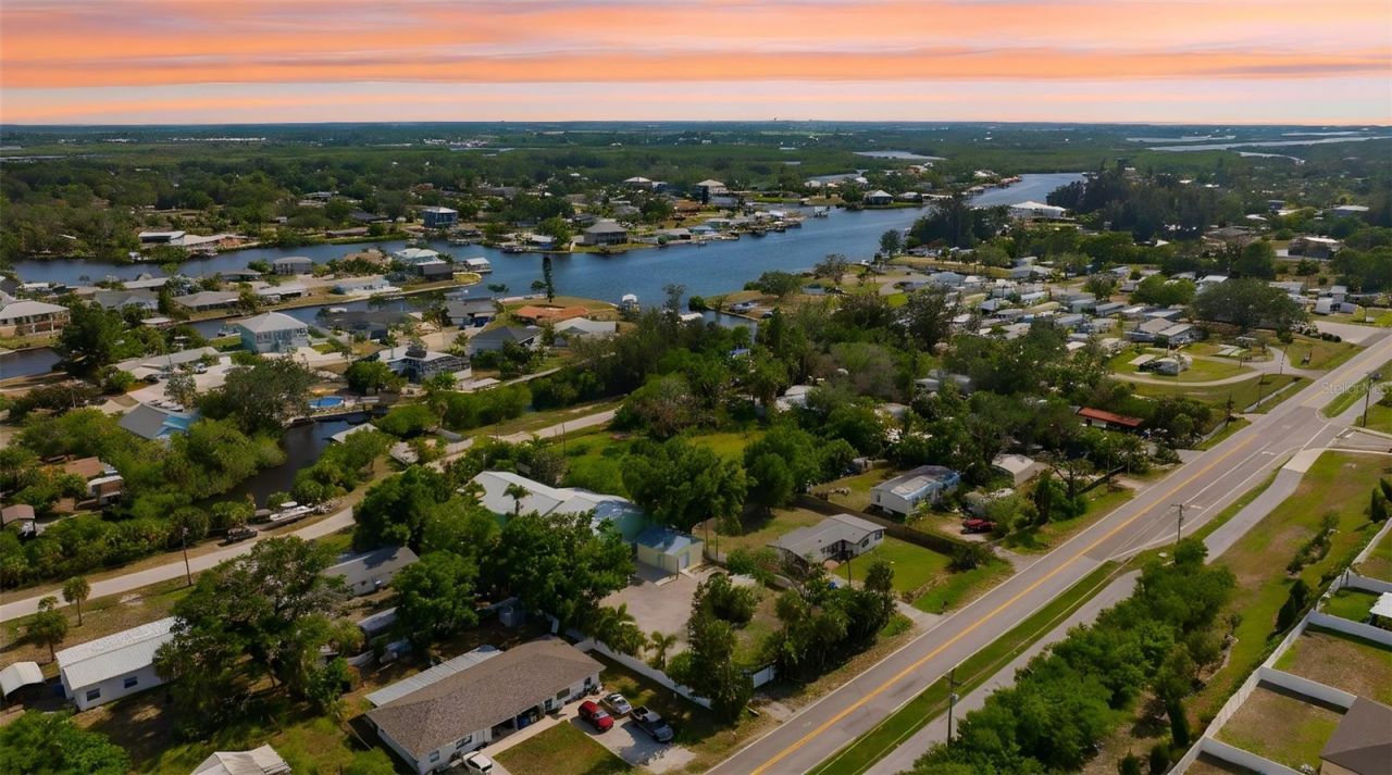 826 W Shell Point Street , Ruskin, FL 33570 Photo
