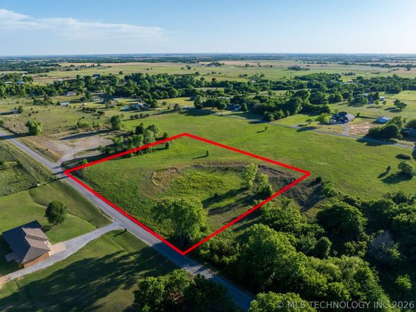 4 W County Road , Tuttle, OK 73089