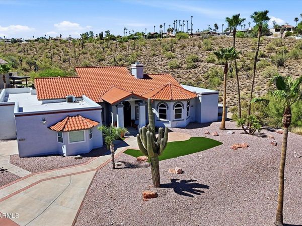 10817 N PINTO Drive, Fountain Hills, AZ 85268