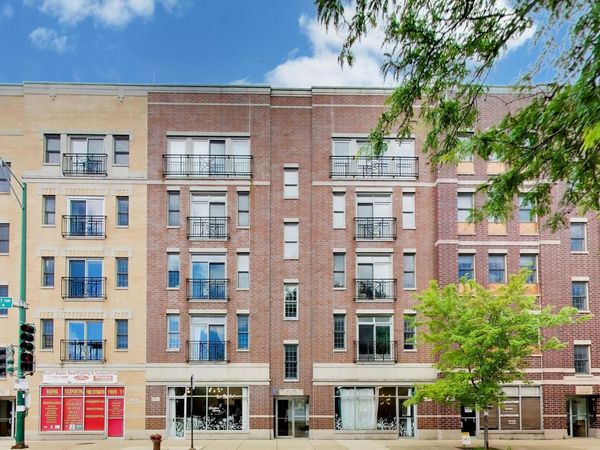 1915 W Diversey Parkway , Unit 302, Chicago, IL 60614
