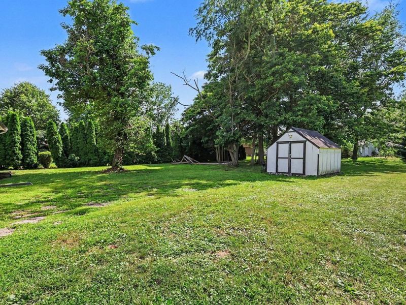 141 Munster Drive, Perry Township, OH 45118 Photo 15