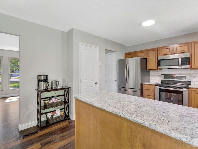 8187 Woodward Drive, West Chester, OH 45069 Photo 16