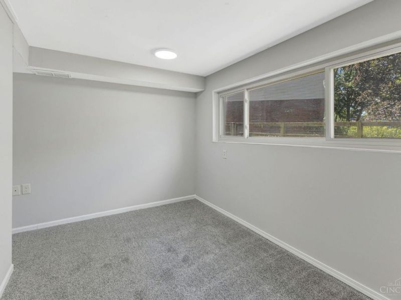 8187 Woodward Drive, West Chester, OH 45069 Photo 28