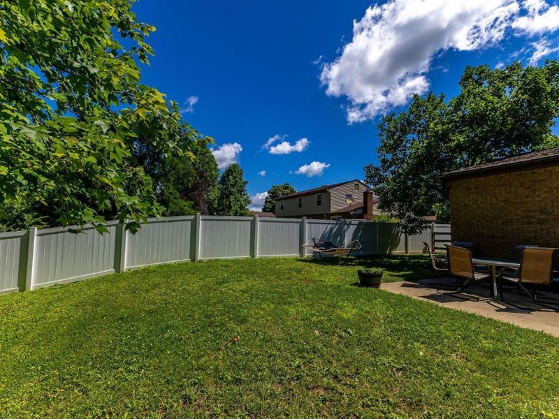 8187 Woodward Drive, West Chester, OH 45069 Photo 34