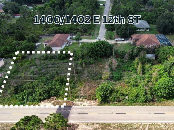1402 E 12th ST , LEHIGH ACRES, FL 33972