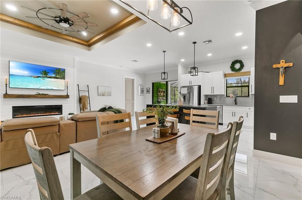4473 Golden Gate Blvd E, Naples, FL 34120 Photo