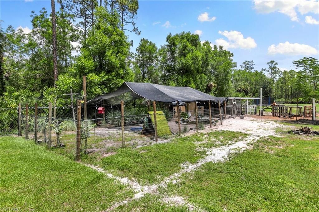 4473 Golden Gate Blvd E, Naples, FL 34120 Photo