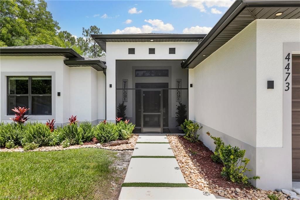 4473 Golden Gate Blvd E, Naples, FL 34120 Photo