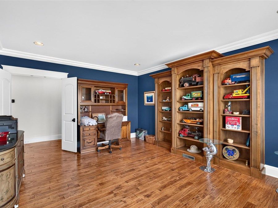 Property Image 64